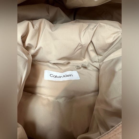 Calvin Klein NWOT Quilted Hooded Puffer Coat Beige/Tan Women’s Size XL - Picture 10 of 15